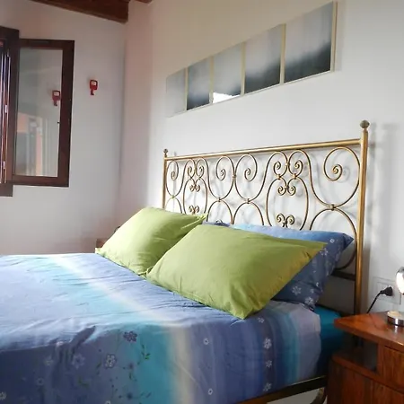 Via Punta 8 Bed & Breakfast Bologna