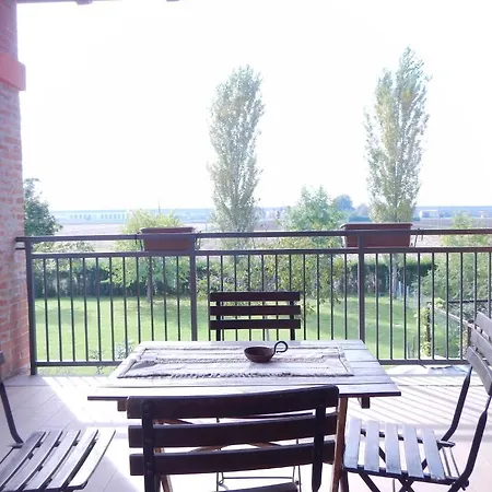 Bed & Breakfast Via Punta 8 Bologna